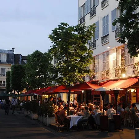 Apartment Place Hoche Versailles