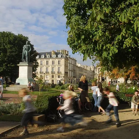 Place Hoche *