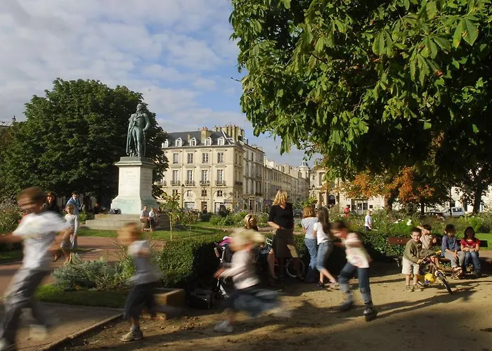 Place Hoche *